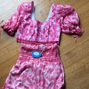Cartolina Two Piece Set, NWT, size small, Pink Floral Crop Top and Skirt Set